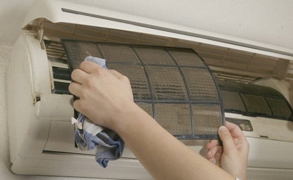 Cách vệ sinh máy lạnh LG hiệu quả