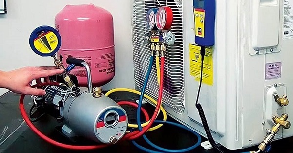 Cách khắc phục tình trạng máy lạnh toshiba chớp đèn xanh liên tục