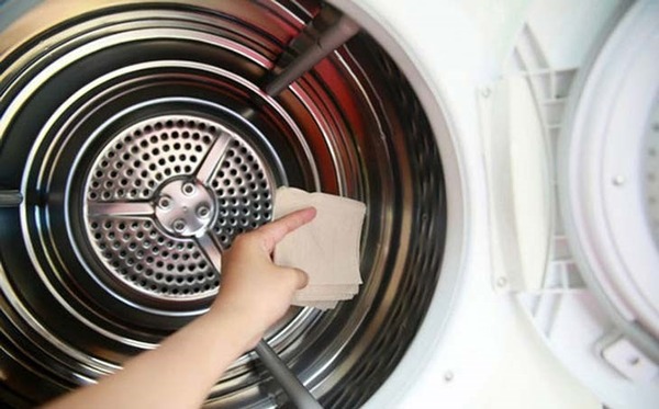 Những điều cần lưu ý khi vệ sinh lồng máy giặt