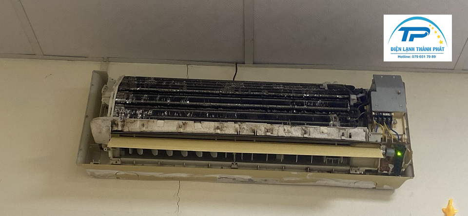 Dịch vụ bảo trì điều hòa.