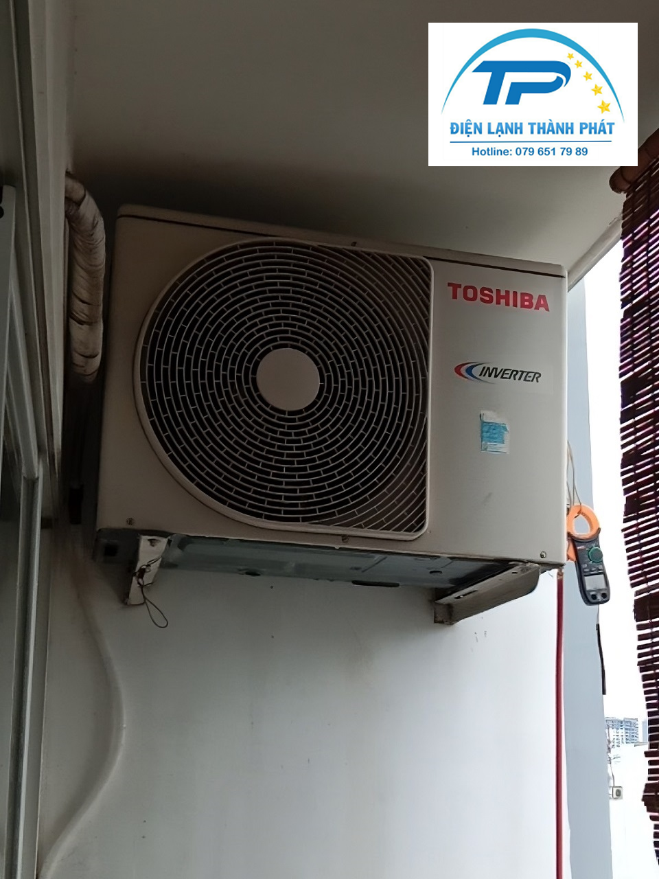 Dịch vụ vệ sinh máy lạnh Reetech Điện lạnh Thành Phát luôn hỗ trợ khách hàng chu đáo.