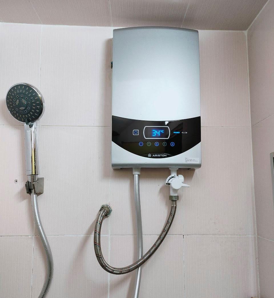 Những vấn đề cần gọi thợ sửa máy nước nóng lạnh Đà Nẵng ngay
