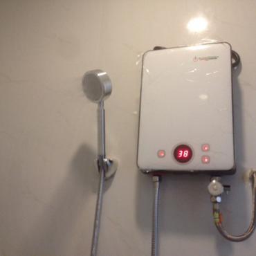 Sửa chữa máy tắm nước nóng quận Tân Bình