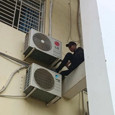 Sửa Máy Lạnh Phường Long Trường | Nhanh - Uy Tín - Giá Tốt