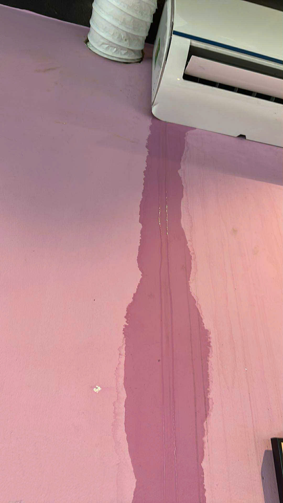 Xử lý máy lạnh chảy nước